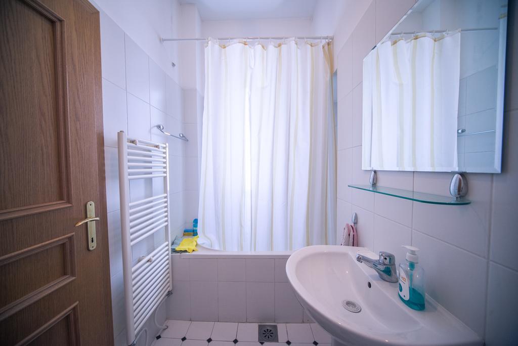 פודגוריצה Apartment Kruna Center מראה חיצוני תמונה